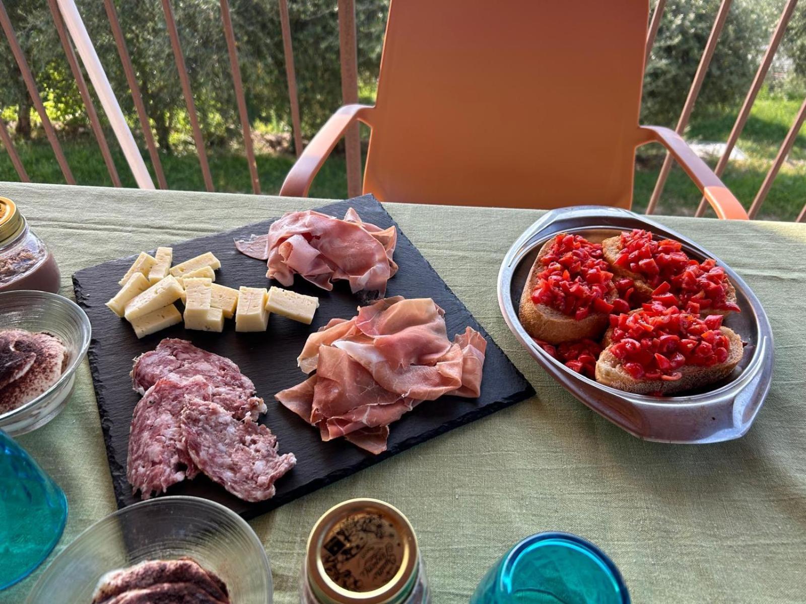 La Terrazza In Collina Acomodação com café da manhã Cavalo Exterior foto